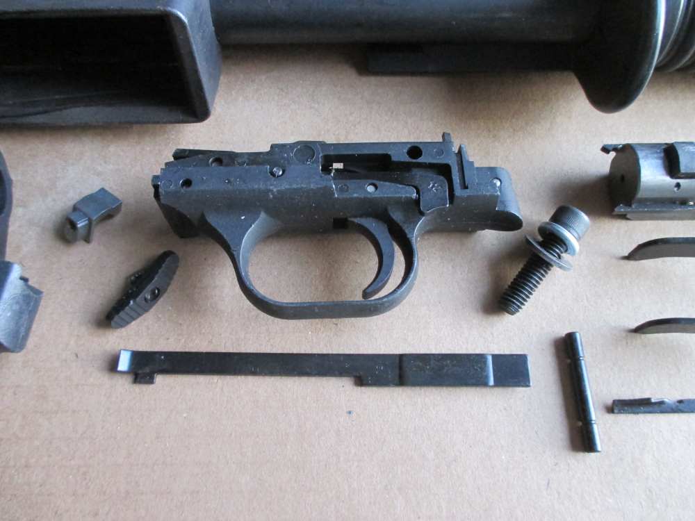 Mossberg 500 Shotgun Parts Kit Including Knoxx Sidewinder Parts -img-3