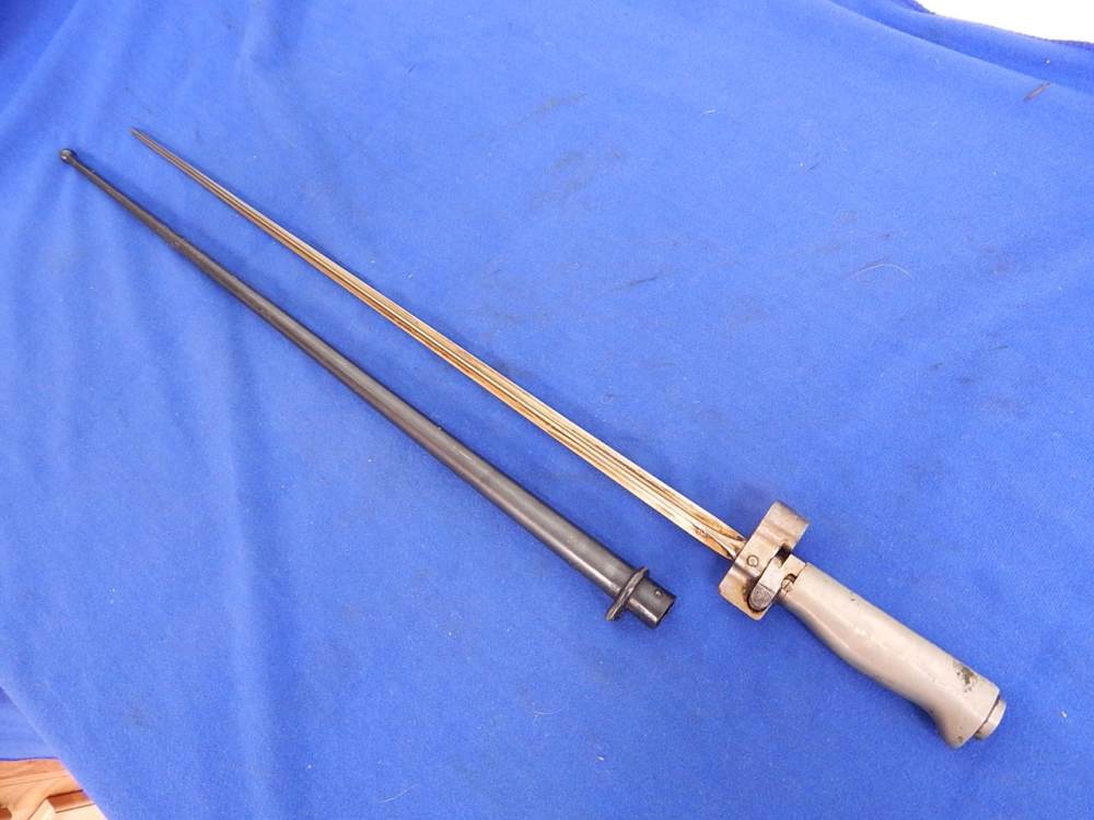 WW1 WWI Remington Berthier Rifle Bayonet with Scabbard-img-0