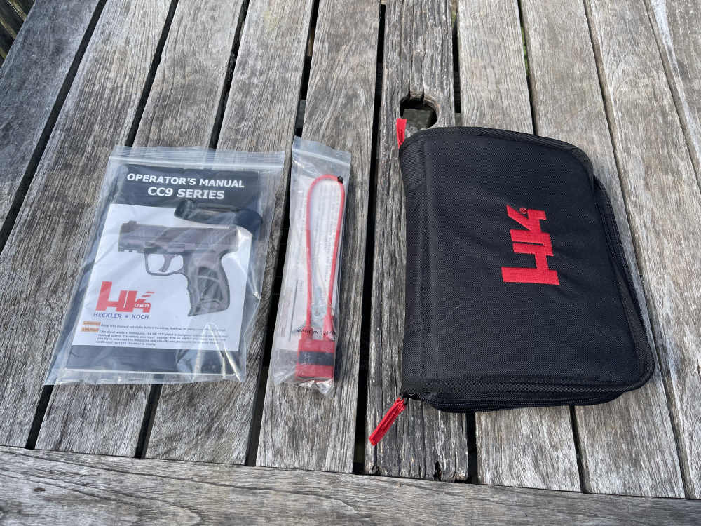 HK CC9 sub compact 9mm in pouch with 4 magazines and Holosun 407-img-6