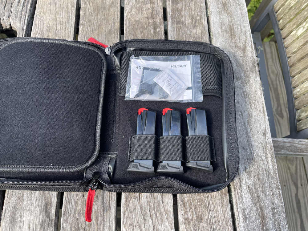 HK CC9 sub compact 9mm in pouch with 4 magazines and Holosun 407-img-8
