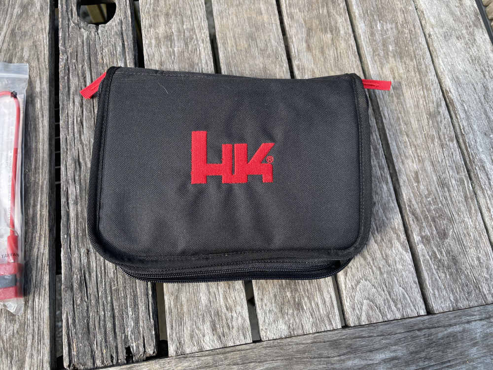 HK CC9 sub compact 9mm in pouch with 4 magazines and Holosun 407-img-7