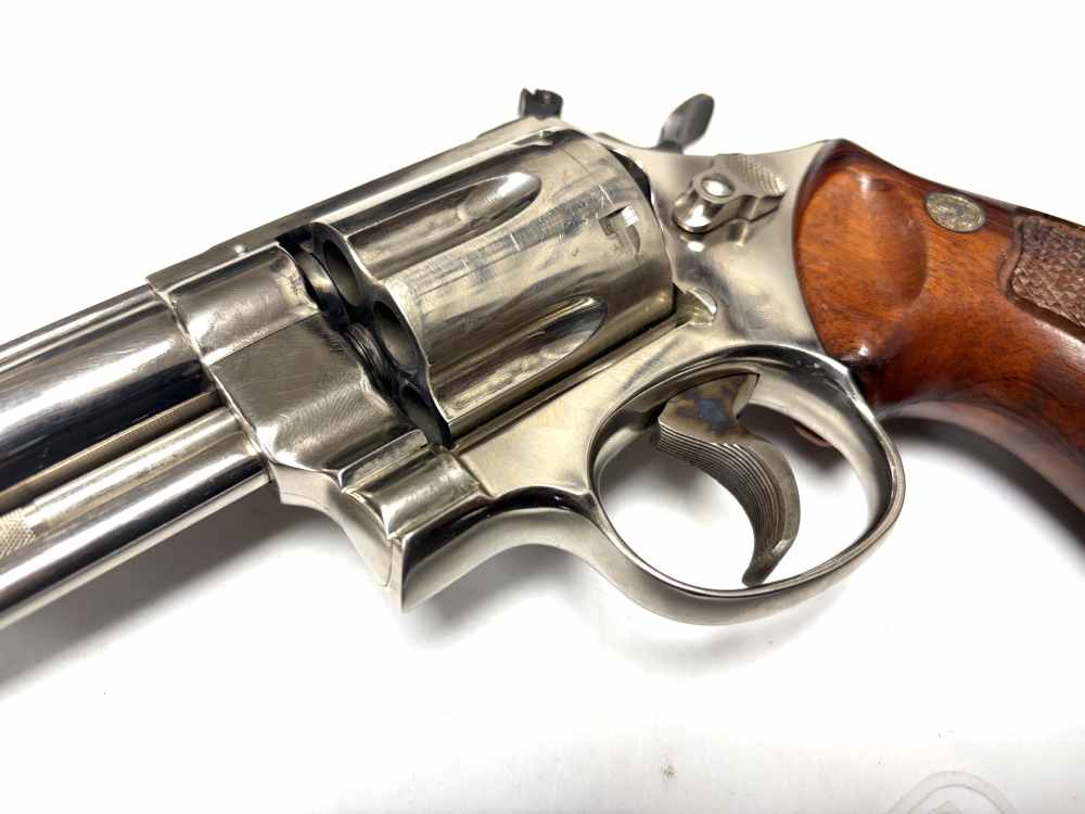 SMITH & WESSON 57   41 REMINGTON MAGNUM-img-6