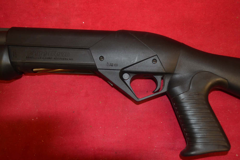 Benelli Super Nova 12GA 24"Barrel, Used Good Condition.-img-10