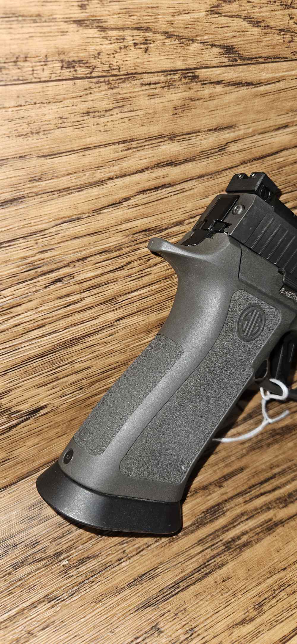 Sig Sauer P320 Legion 320XCA-9-Legion-TB-R2 -img-7