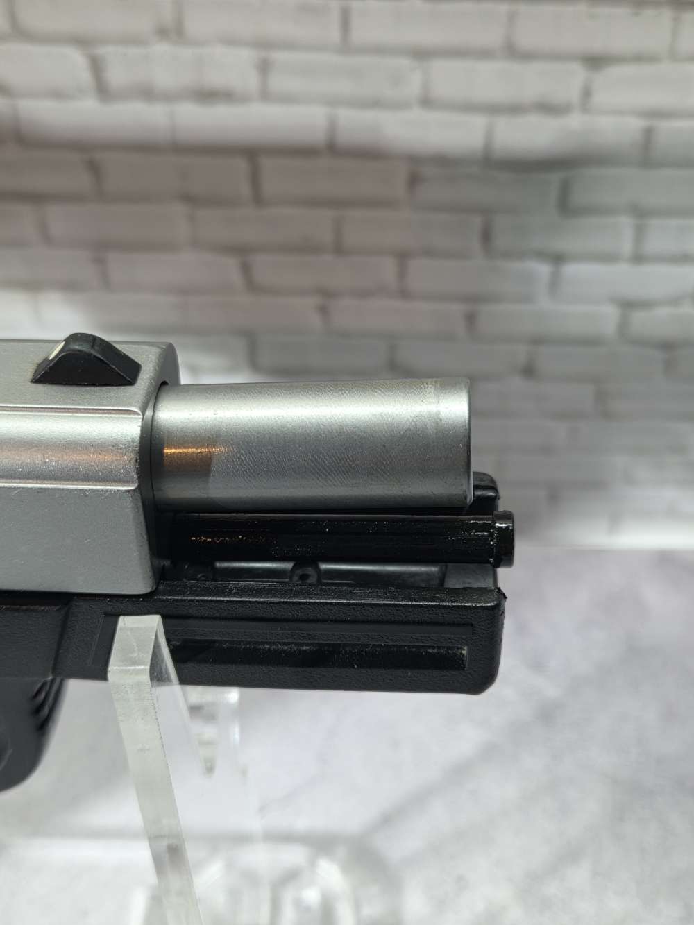 Smith & Wesson SW40VE - DSD3988 - Black/Silver - .40S&W-img-10