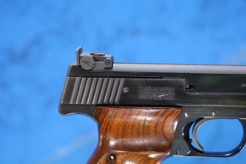 Smith and Wesson Model 41 Target Pistol 22LR C&R Eligible-img-54