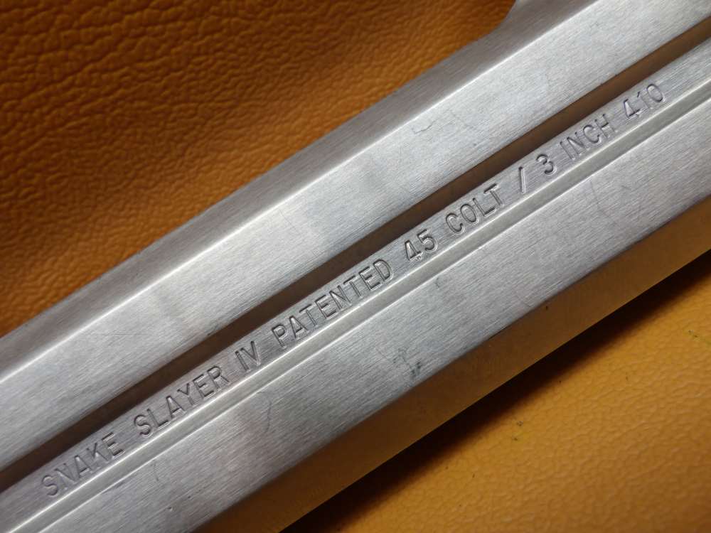 Bond Arms Defender .45 Colt/.410 2.5" & 3" Bbls w/ Trigger Guard Fac. Case-img-22