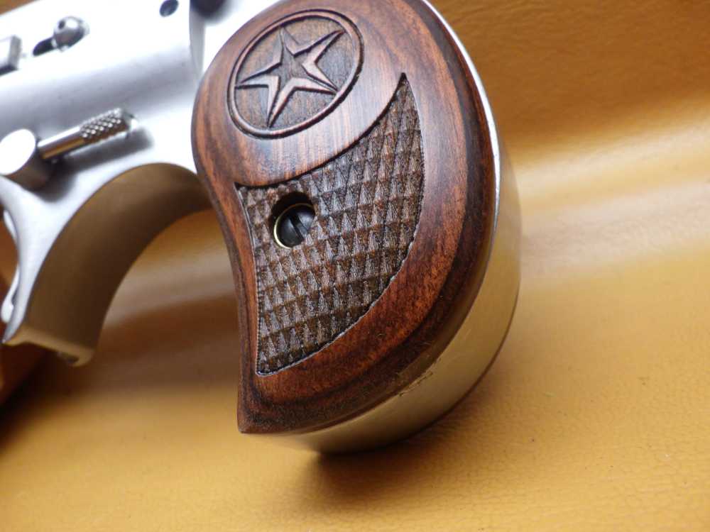 Bond Arms Defender .45 Colt/.410 2.5" & 3" Bbls w/ Trigger Guard Fac. Case-img-10