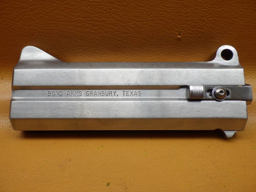 Bond Arms Defender .45 Colt/.410 2.5" & 3" Bbls w/ Trigger Guard Fac. Case-img-23