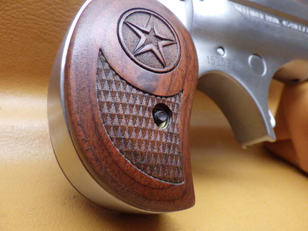 Bond Arms Defender .45 Colt/.410 2.5" & 3" Bbls w/ Trigger Guard Fac. Case-img-2