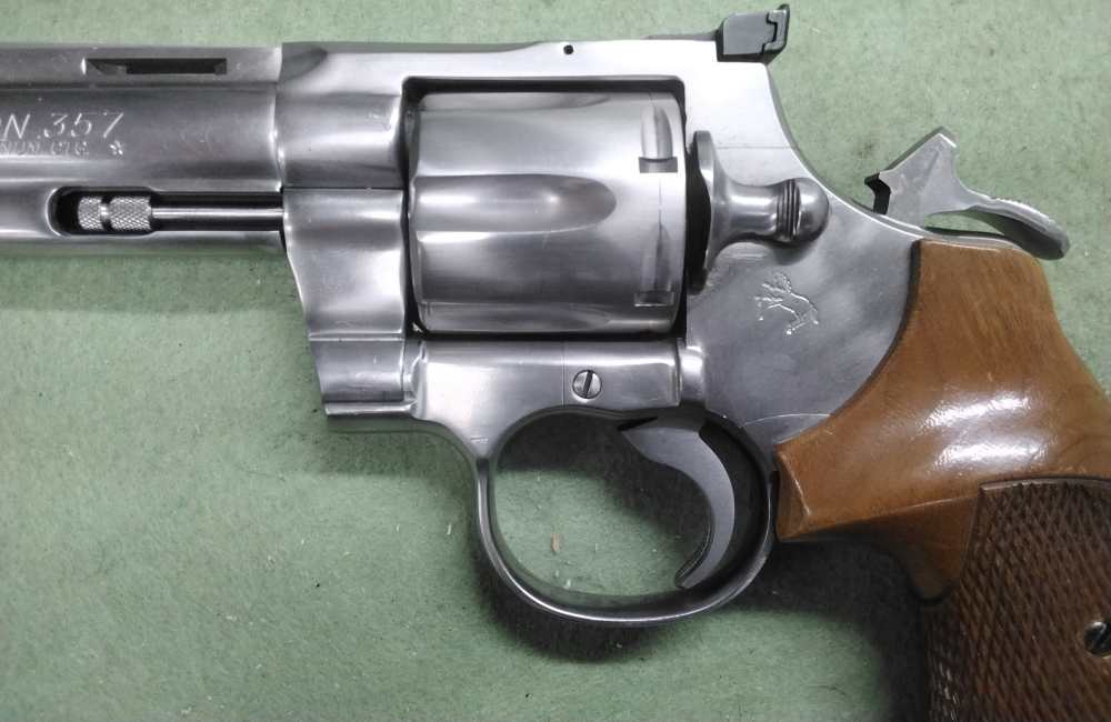 Colt Python .357 Magnum 6" Stainless Revolver SN K89866 90%+ Orig Box-img-31