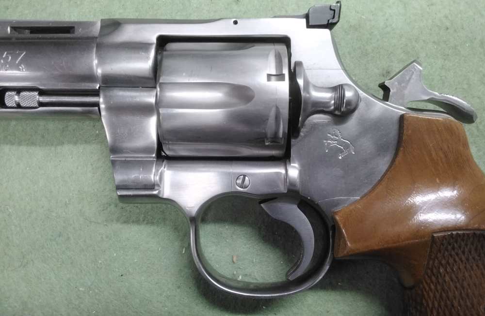 Colt Python .357 Magnum 6" Stainless Revolver SN K89866 90%+ Orig Box-img-27