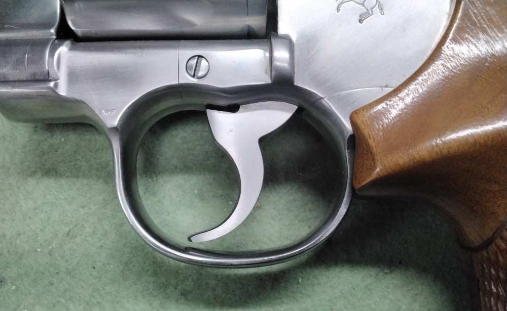 Colt Python .357 Magnum 6" Stainless Revolver SN K89866 90%+ Orig Box-img-18