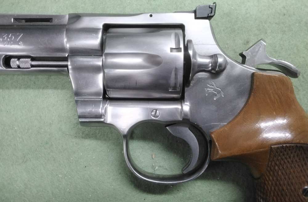 Colt Python .357 Magnum 6" Stainless Revolver SN K89866 90%+ Orig Box-img-26