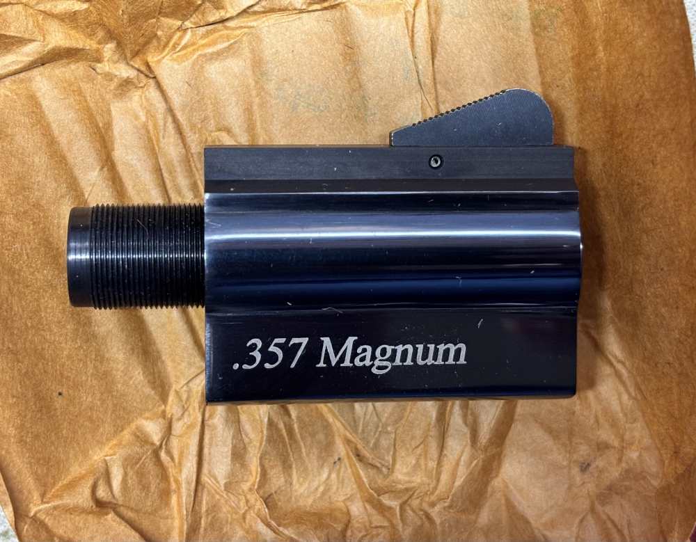 Dan Wesson 357 Magnum 2.5" Barrel and assembly shroud Brand New Blued-img-1
