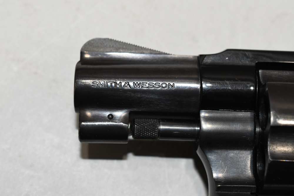Nice Smith & Wesson S&W Model 37 Airweight 5 Shot Revolver 38 Spl 1983-img-8