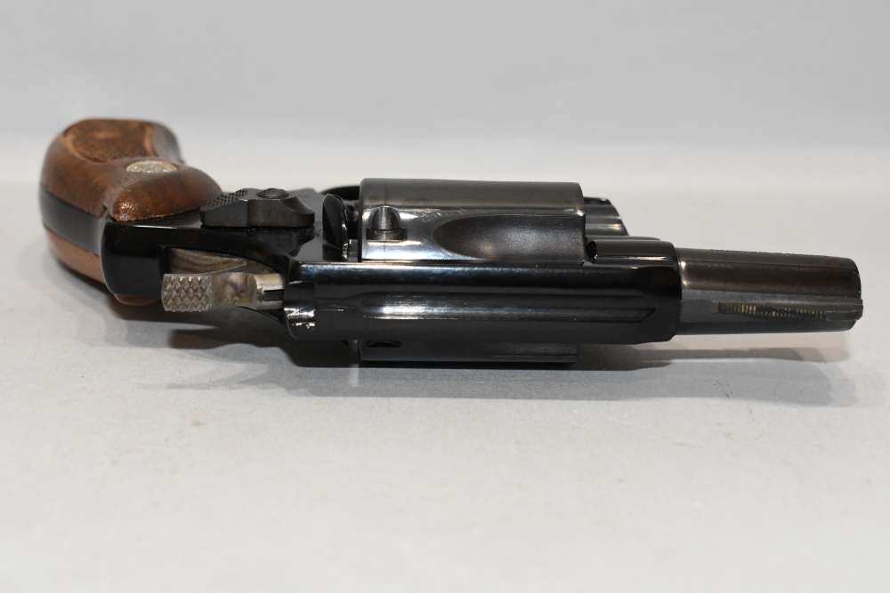 Nice Smith & Wesson S&W Model 37 Airweight 5 Shot Revolver 38 Spl 1983-img-9