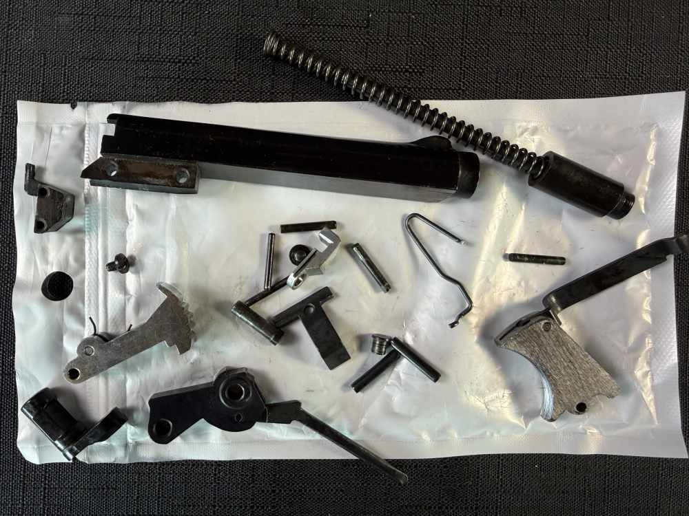 F.I.E. Super Titan .380 ACP Parts Kit – Barrel, Internals & Miscellaneous -img-1