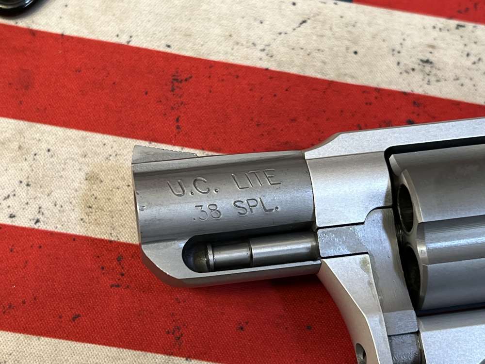 Charter Arms U.C. Lite -img-3