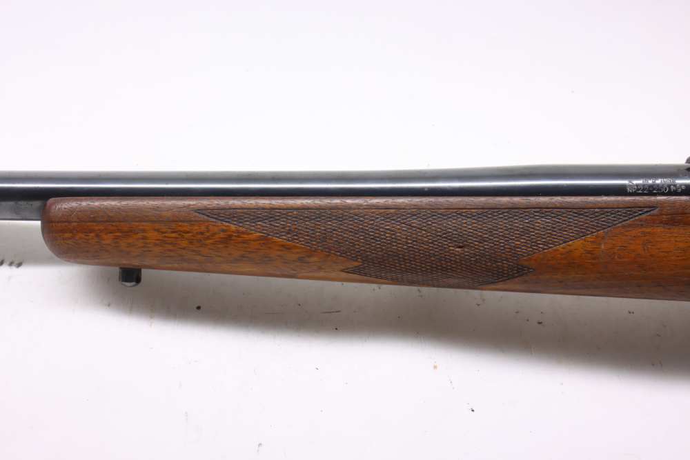 Ruger M77 77 22-250 Rem Target barrel 1983 Tang Safety 1" rings #26070252-img-16