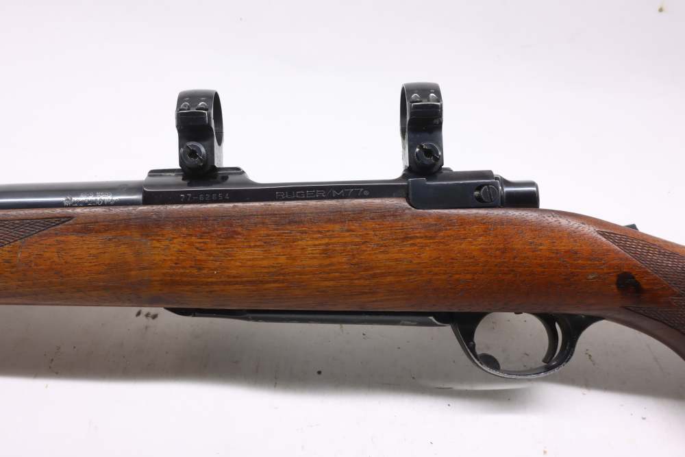 Ruger M77 77 22-250 Rem Target barrel 1983 Tang Safety 1" rings #26070252-img-15
