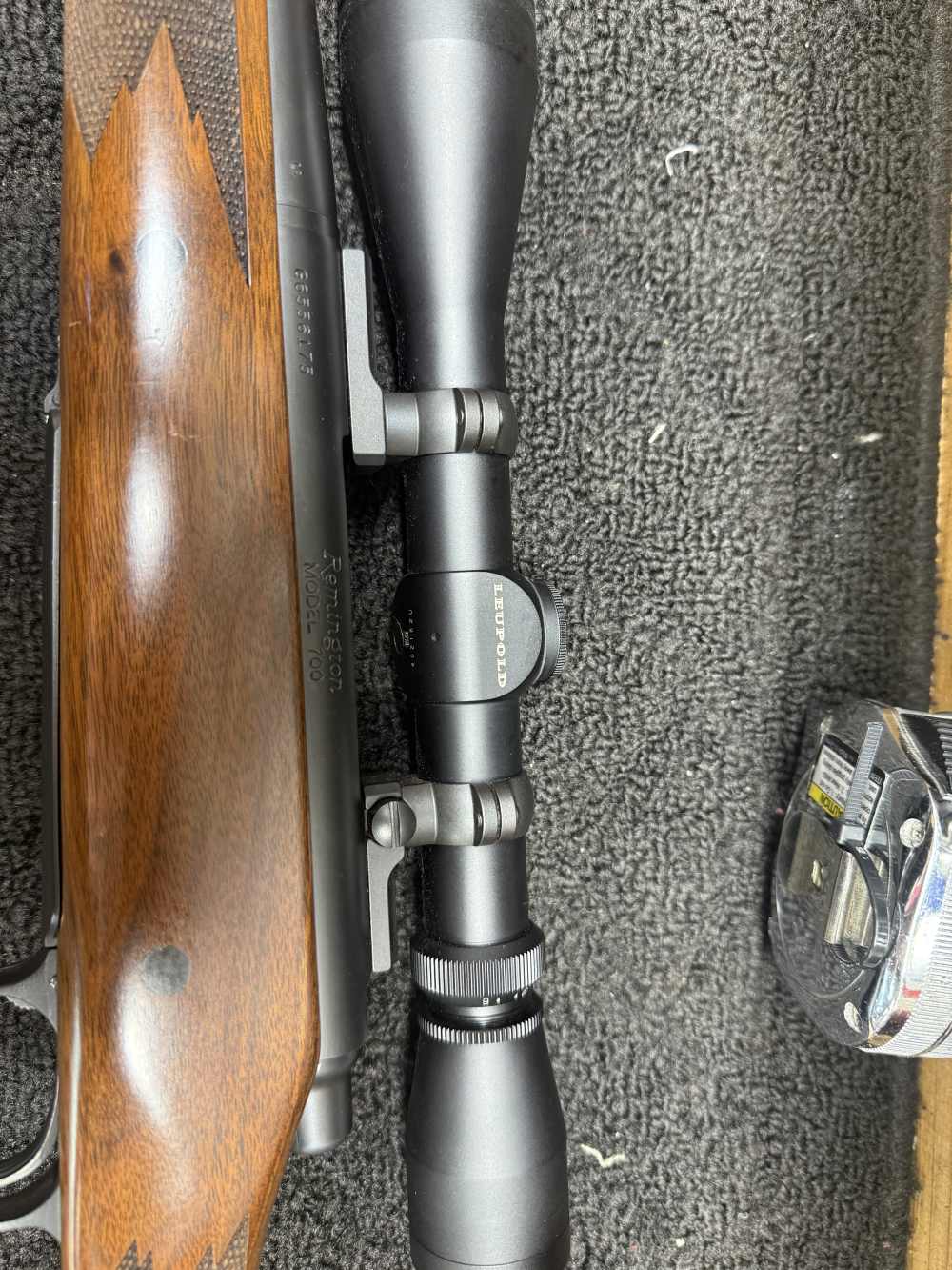 Remington 700 CDL W/ VX1 Leupold 3x9x40 .300 win mag-img-6