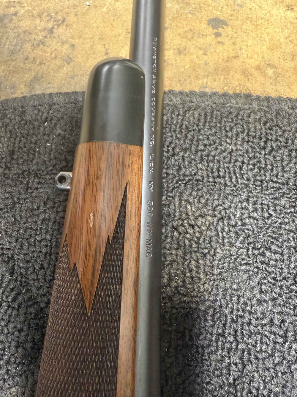 Remington 700 CDL W/ VX1 Leupold 3x9x40 .300 win mag-img-5
