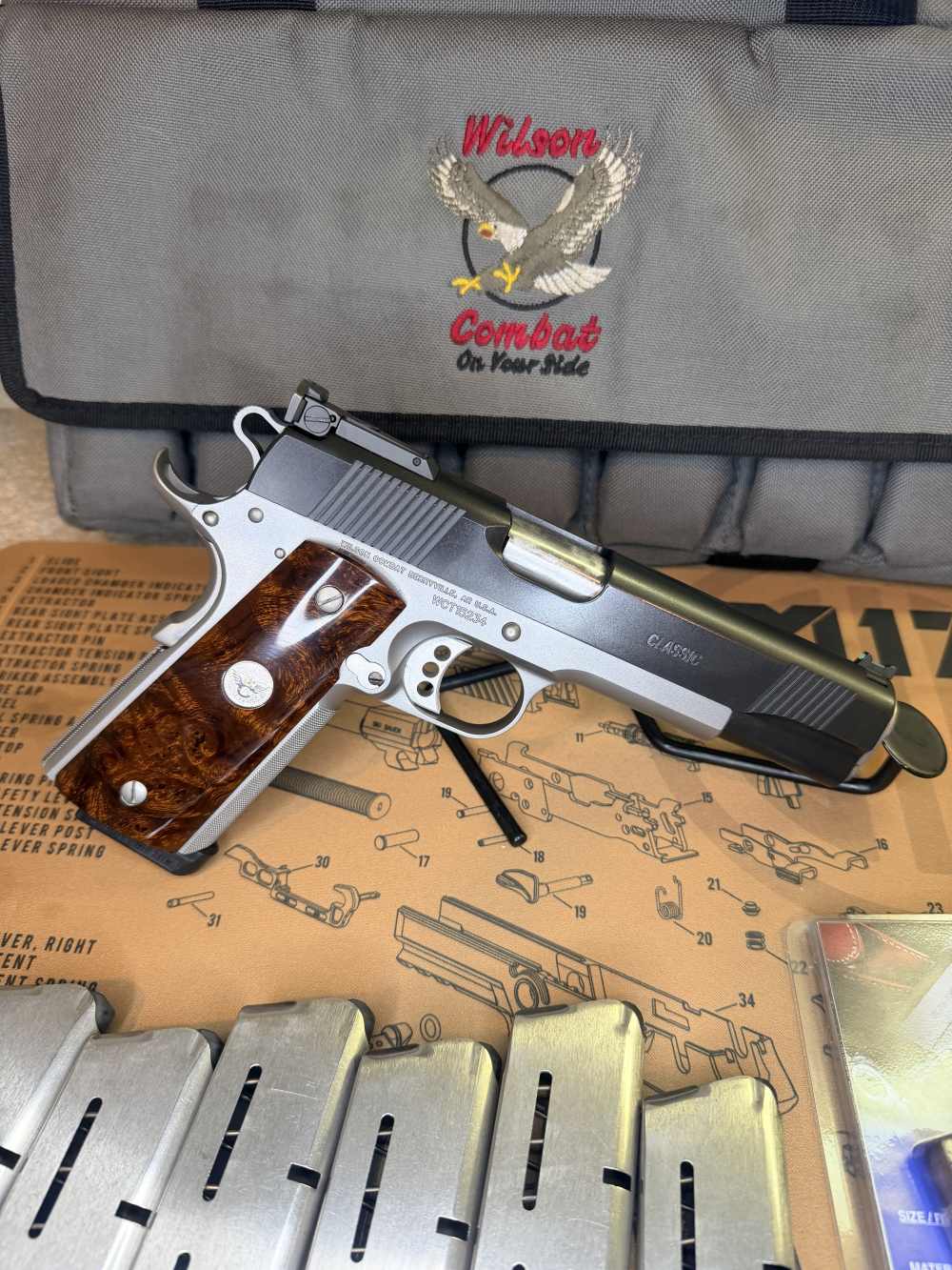 *RARE* Wilson Combat Classic Two-Tone .40-img-0