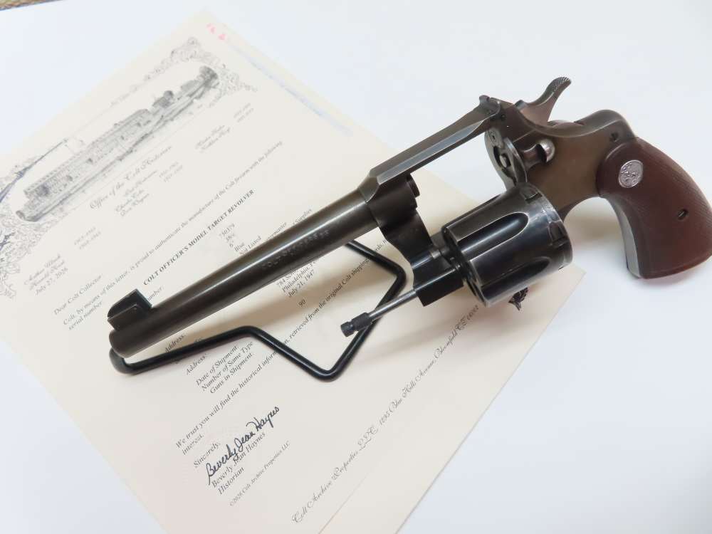 COLT Officers Model USMC PROPERTY Target Revolver Heavy Barrel .38  RARE-img-69