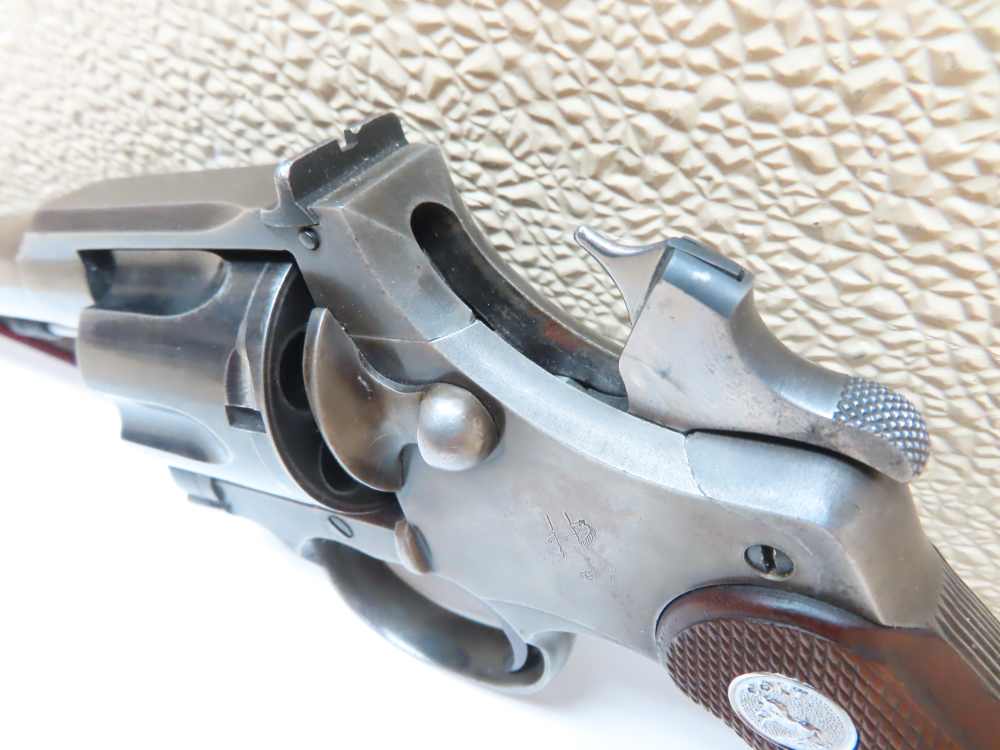 COLT Officers Model USMC PROPERTY Target Revolver Heavy Barrel .38  RARE-img-58