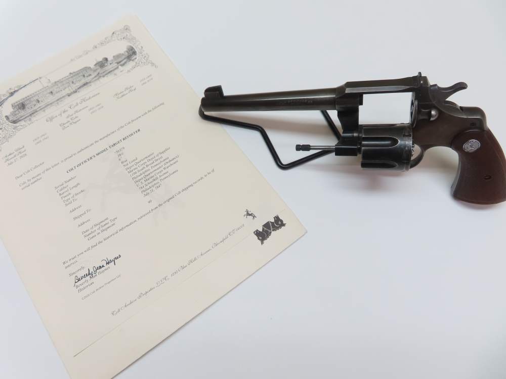 COLT Officers Model USMC PROPERTY Target Revolver Heavy Barrel .38  RARE-img-3