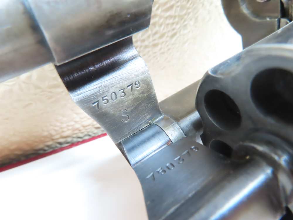 COLT Officers Model USMC PROPERTY Target Revolver Heavy Barrel .38  RARE-img-55