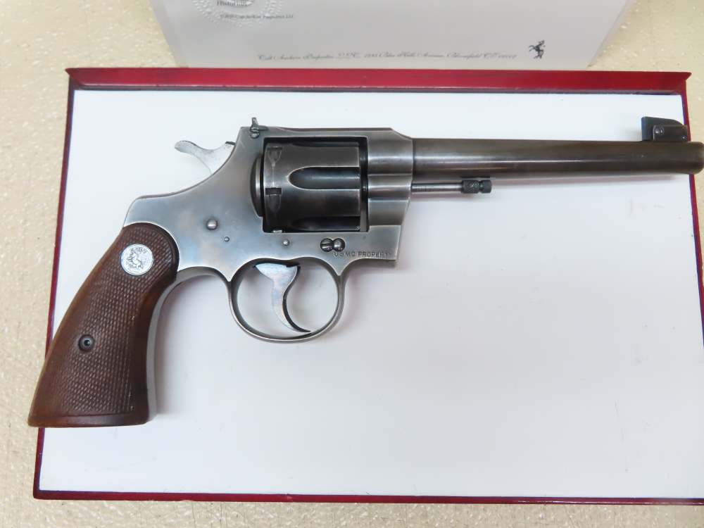 COLT Officers Model USMC PROPERTY Target Revolver Heavy Barrel .38  RARE-img-1