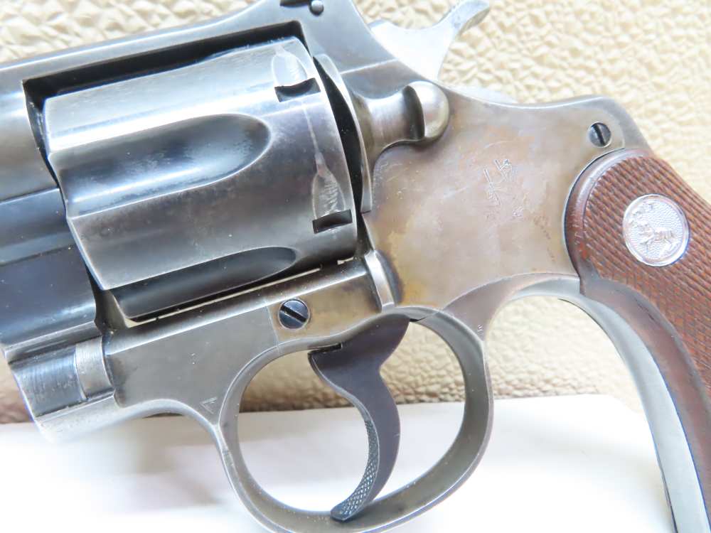 COLT Officers Model USMC PROPERTY Target Revolver Heavy Barrel .38  RARE-img-26