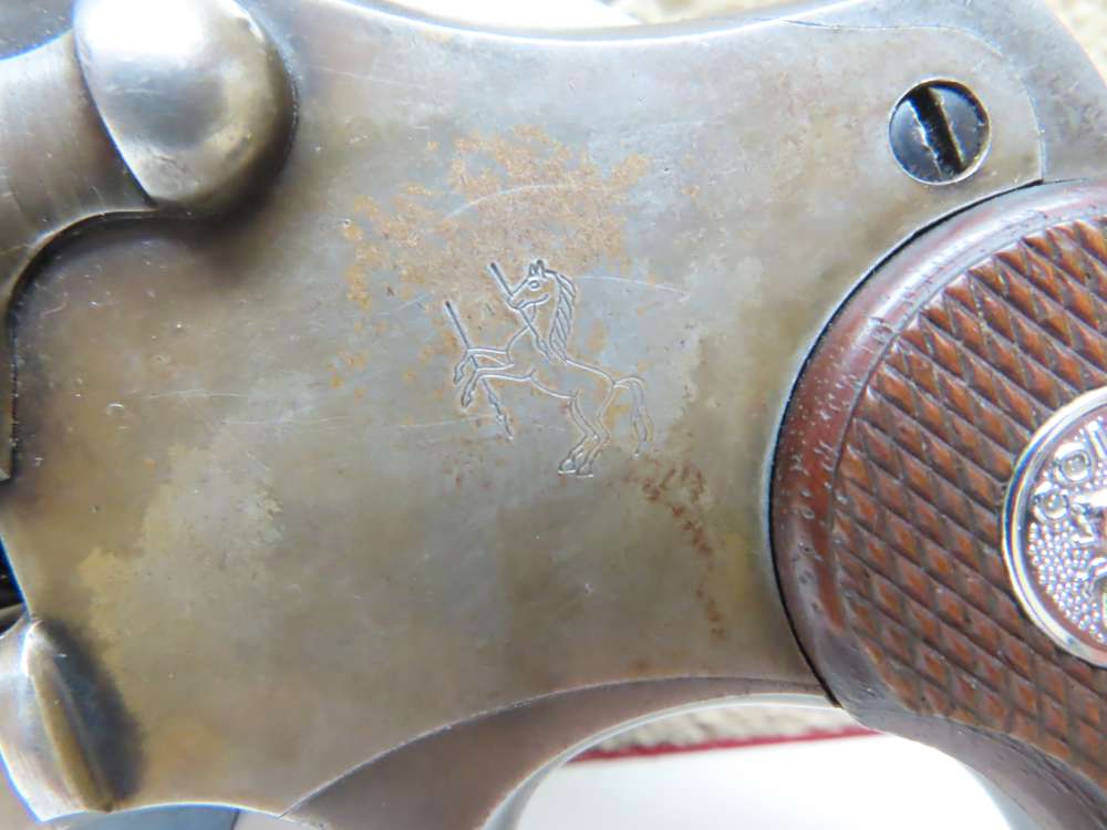 COLT Officers Model USMC PROPERTY Target Revolver Heavy Barrel .38  RARE-img-27