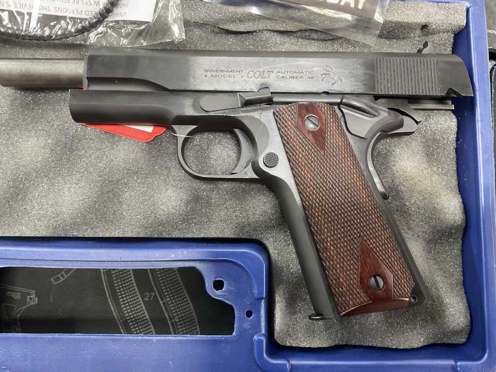 Colt 1911 Government, 5" National Match Barrel, .45 ACP,w/box manual-img-2