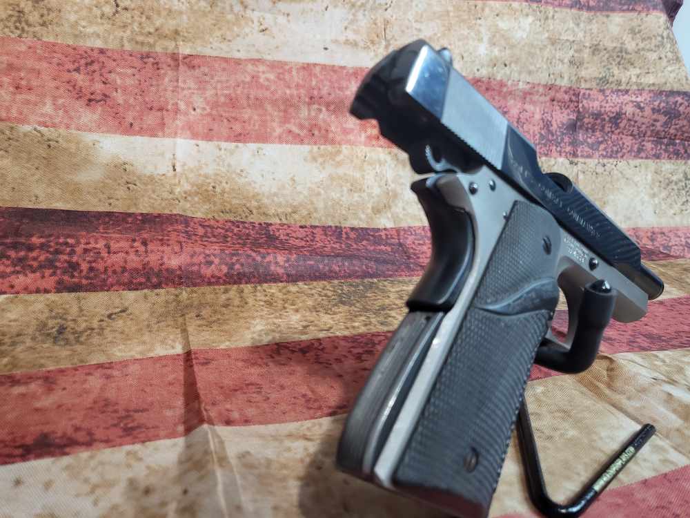Colt Combat Commander 45 ACP-img-13