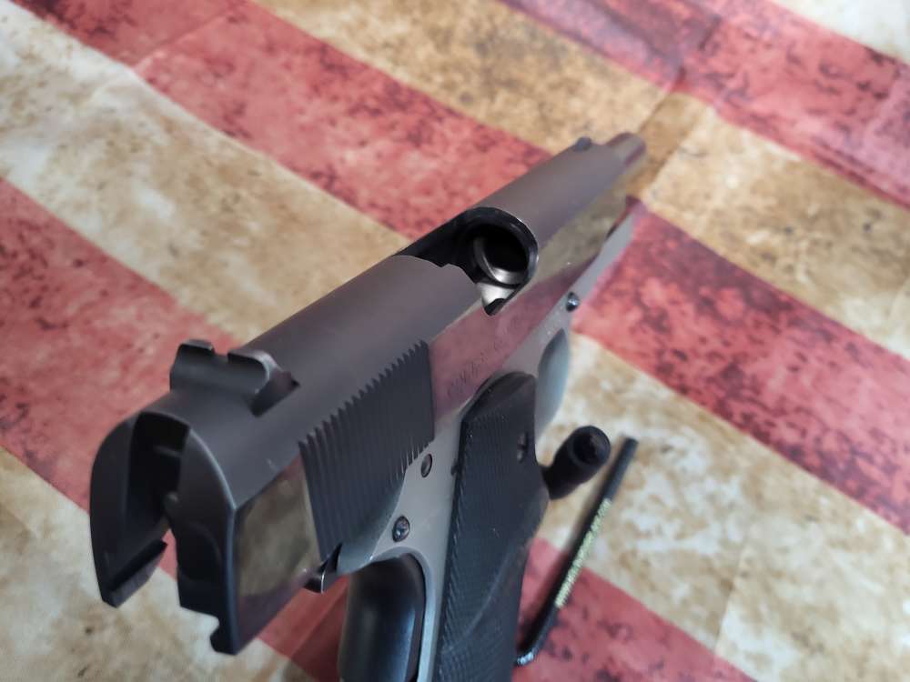 Colt Combat Commander 45 ACP-img-14