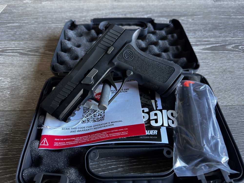 Sig Sauer P320 X Compact 9mm 320XC-9-BXR3P-R2 320XC Black-img-0
