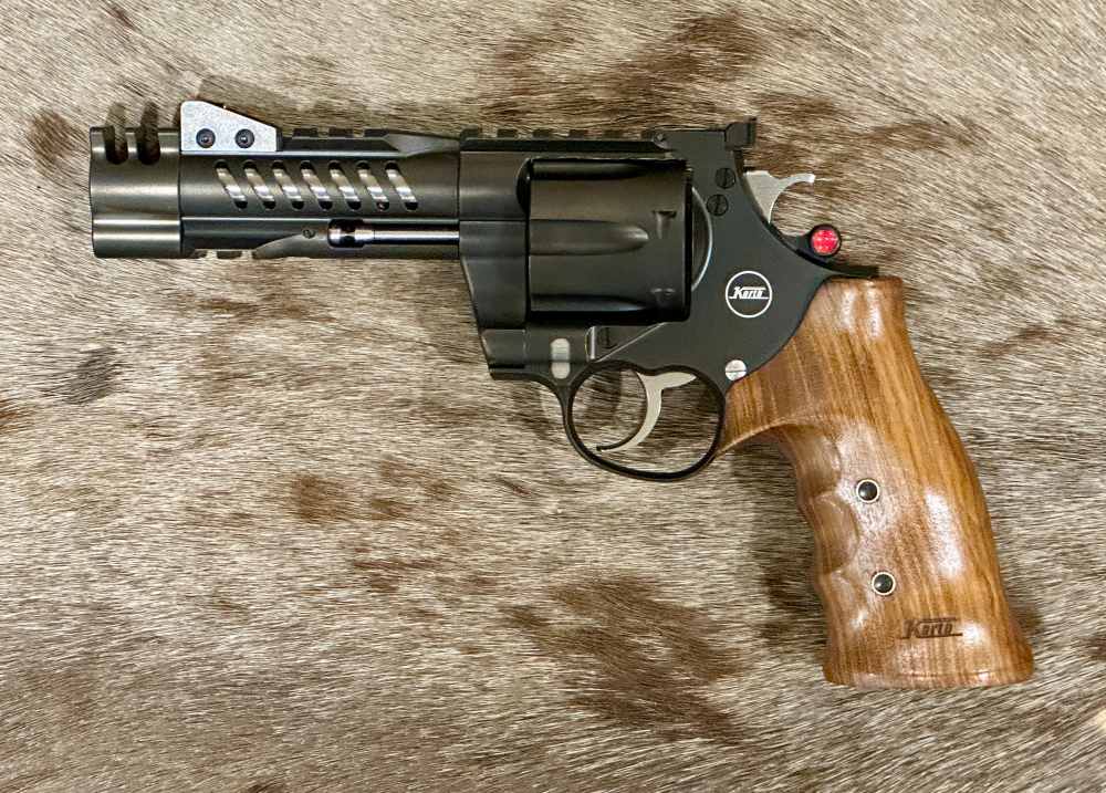 KORTH NXR 6-SHOT 44 REM MAG 4" BARREL W/ COMPENSATOR, TURKISH WOOD GRIP-img-11