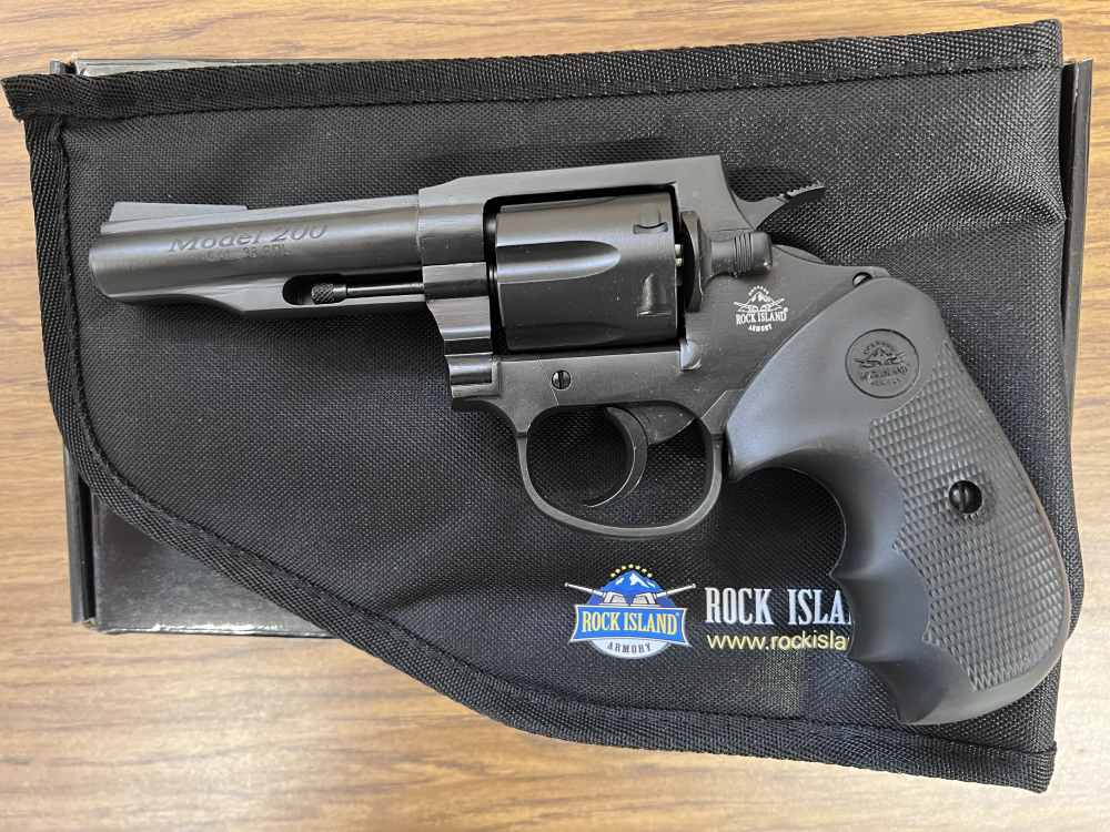Rock Island M200 Medium Frame 38 Special 6rd 4" Black Parkerized-img-1