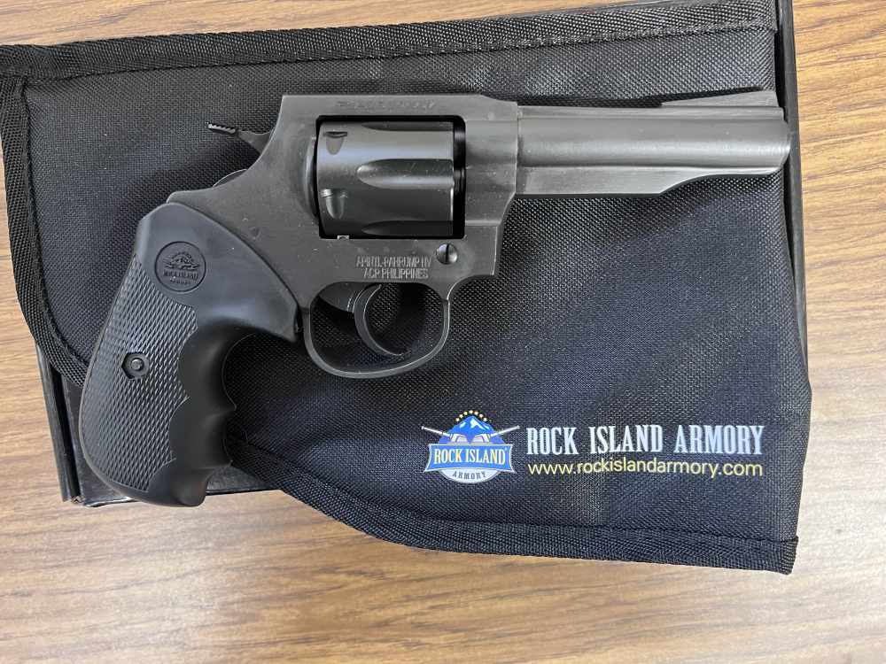Rock Island M200 Medium Frame 38 Special 6rd 4" Black Parkerized-img-2
