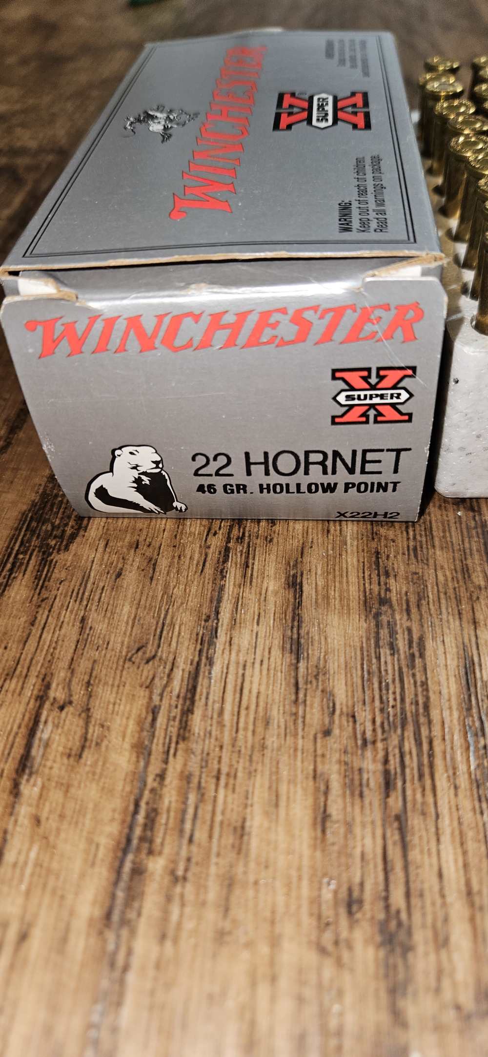 (LW-A5) Vintage Winchester Super X .22 Hornet 46gr Hollow Point 50-Rds-img-1
