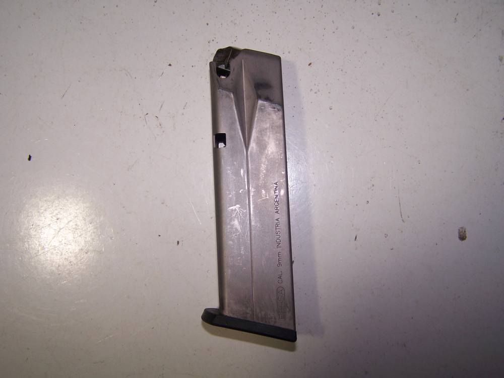 Bersa 17rd OEM Magazine-img-0