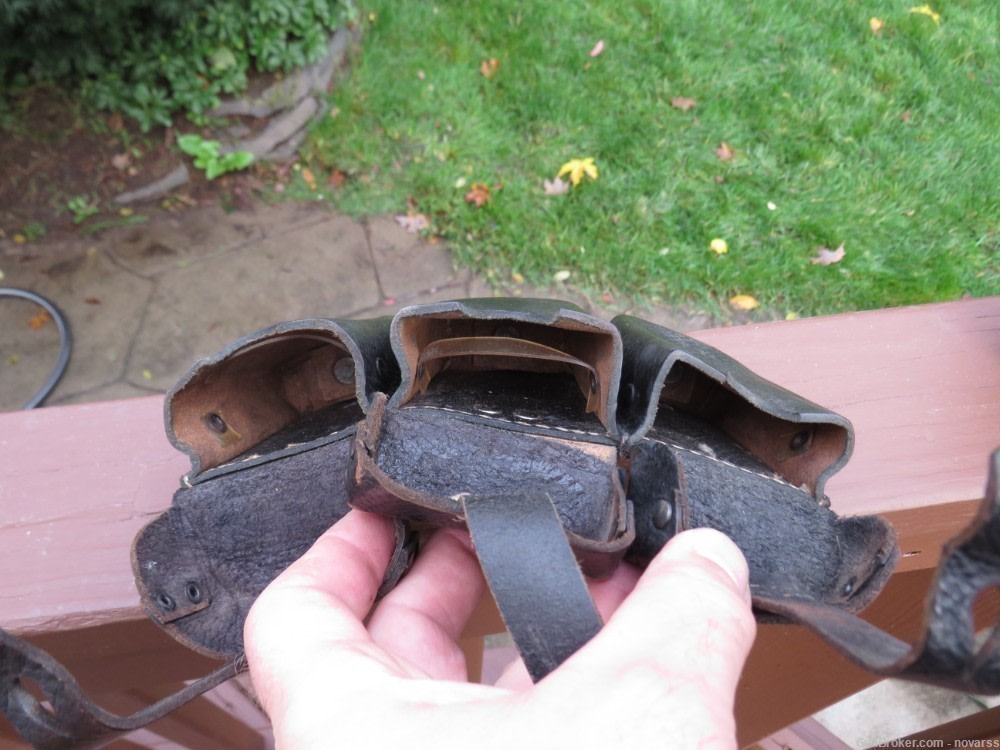 WWII  8mm GERMAN  MAUSER PEBBLED AMMO POUCH LATE WAR-img-7