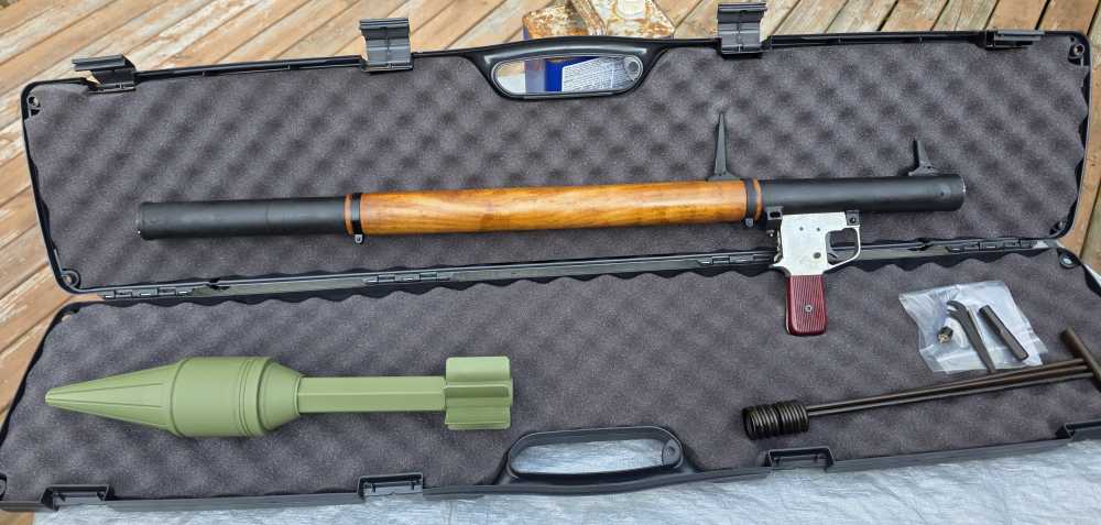 Russian RPG-2  With Rocket Tools Live firring pin and spare in hard case-img-1