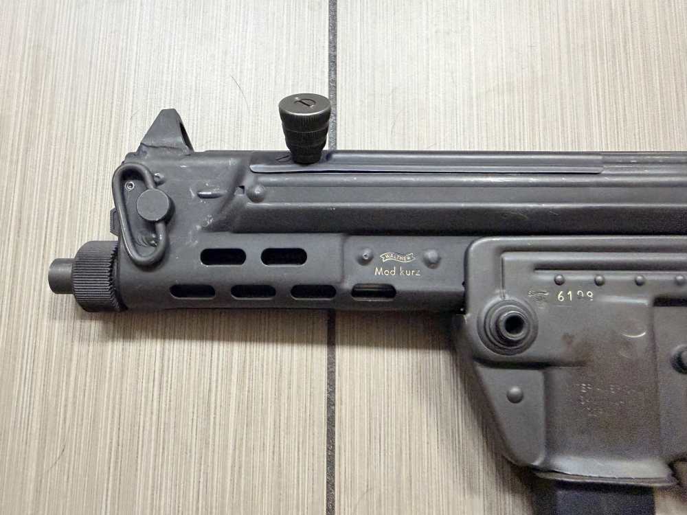 Walther MPK 9mm - Pre 86 Dealer Sample - Keeper -img-4
