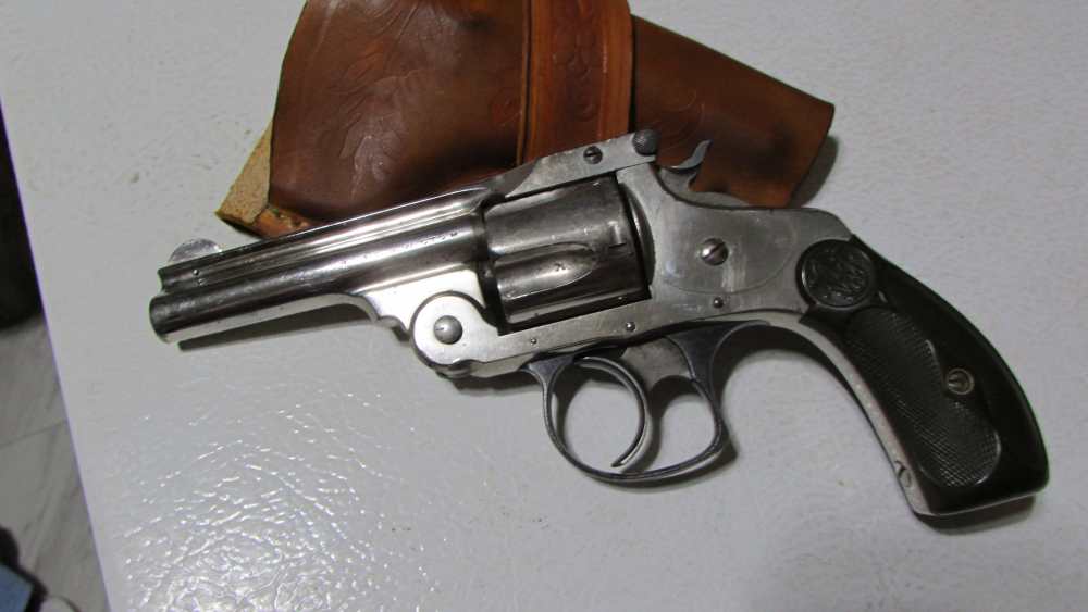 SMITH & WESSON 38-img-2