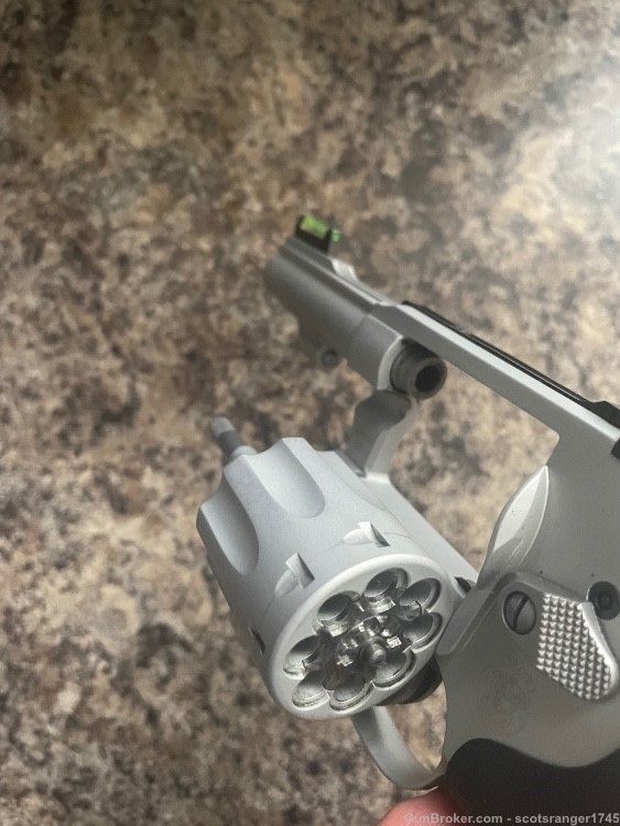 Smith & Wesson S&W 317 Kit Gun Air Lite 22LR 8 Shot Revolver LNIB -img-2