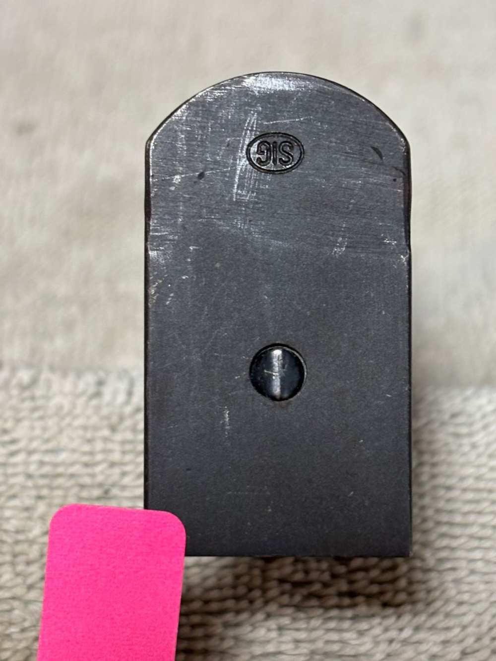 Unique Unusual Sig Neuhausen 9mm 15 round magazine P226 Sig Sauer-img-6